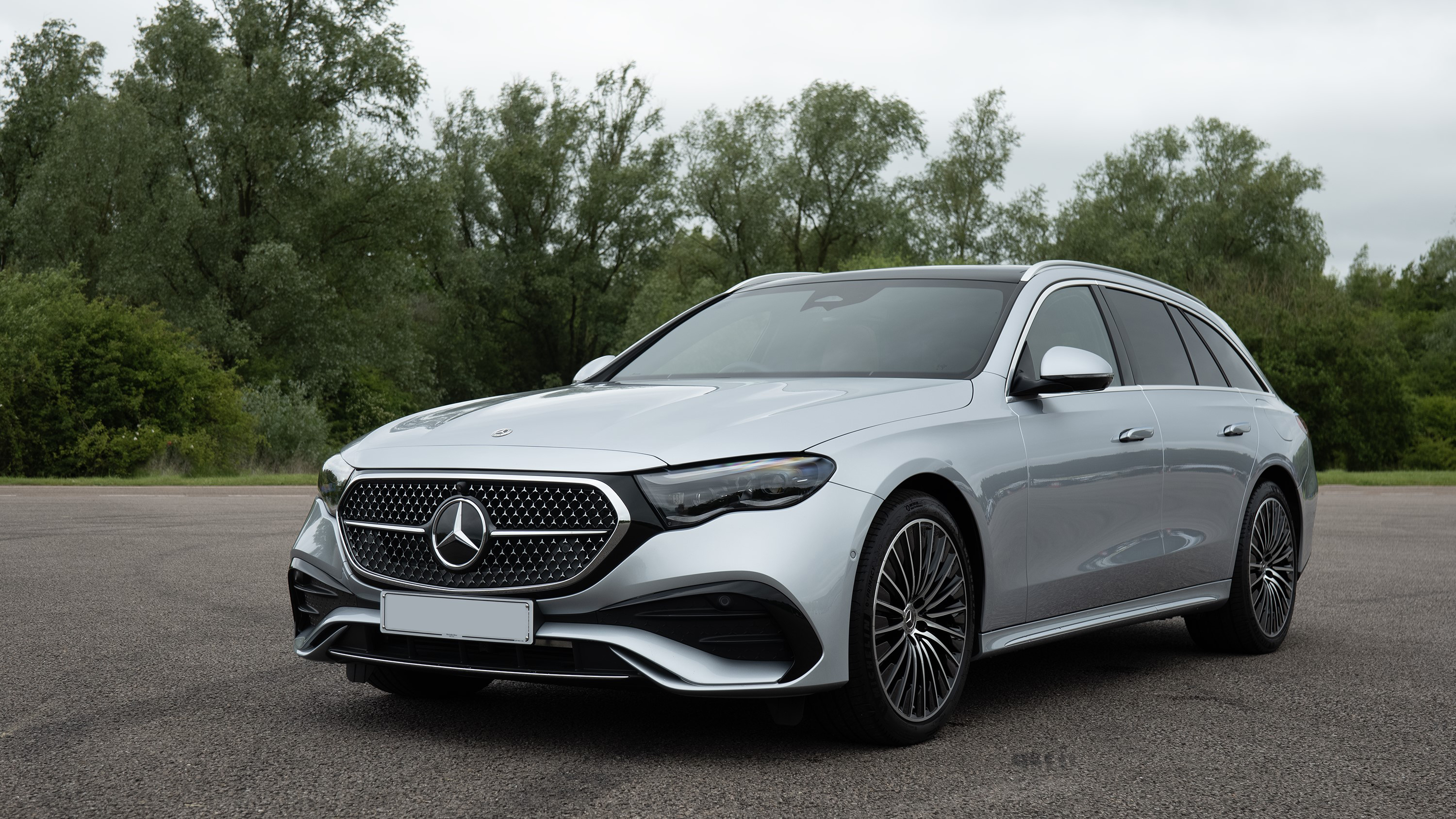 MERCEDES-BENZ E CLASS DIESEL ESTATE E300de Urban Edition 5dr 9G-Tronic